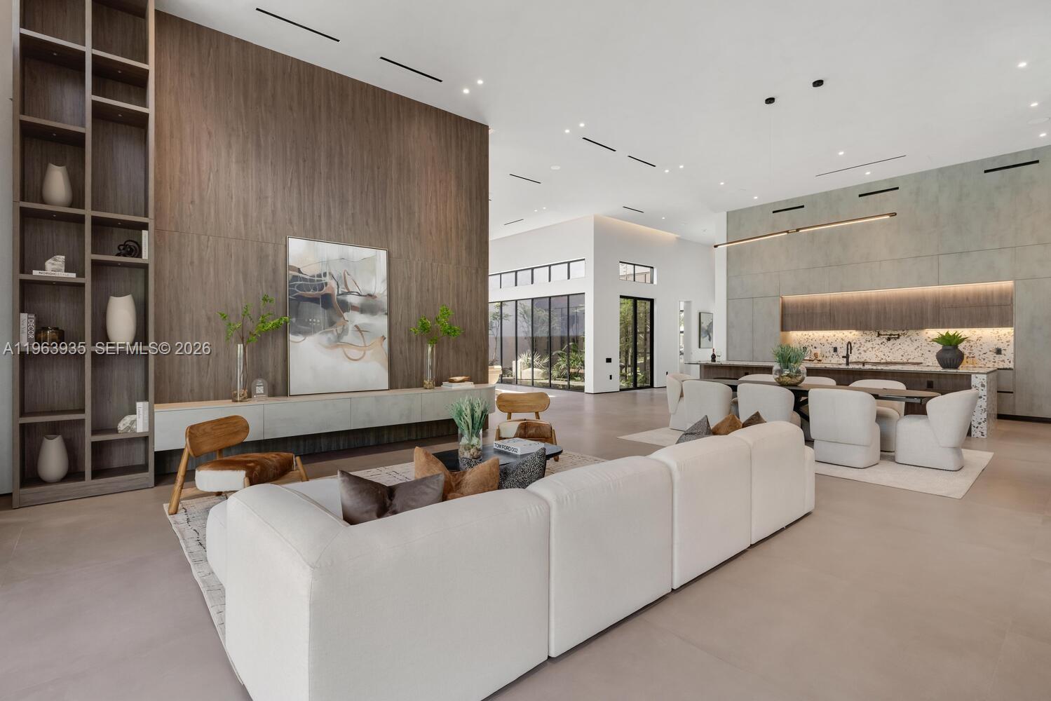 MIAMI SHORES SEC 3 - Residential
