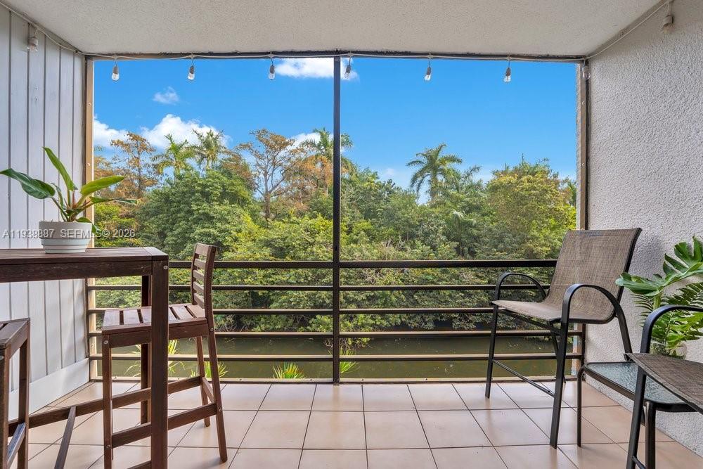 ROYAL PARK CONDO - Residential Lease