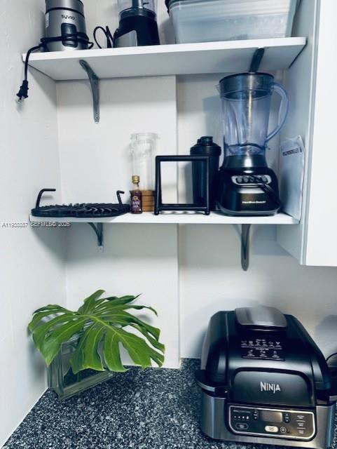 ROYAL PARK CONDO - Residential Lease