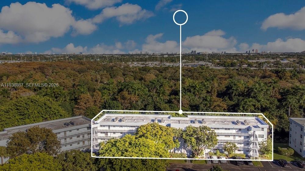 ROYAL PARK CONDO - Residential Lease