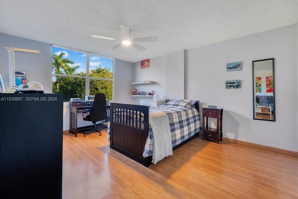 ROYAL PARK CONDO - Residential Lease