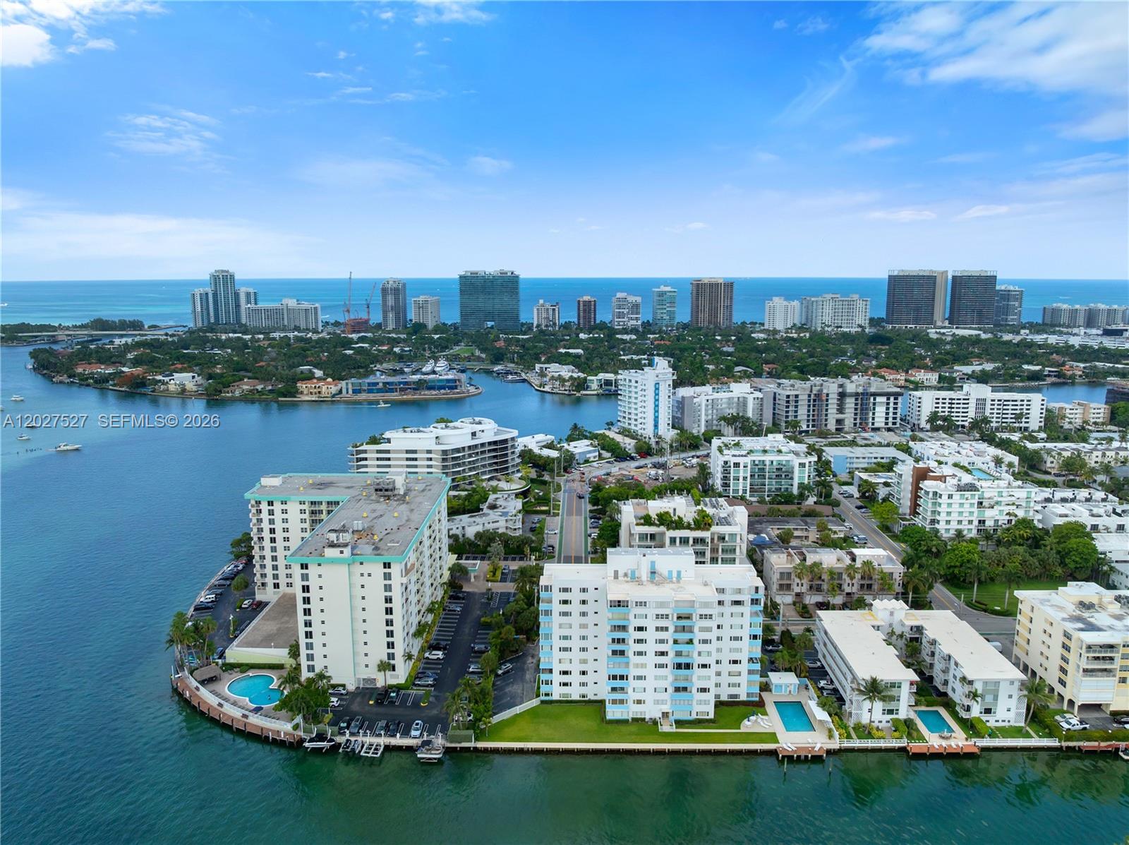 MORNING STAR CONDO - Residential