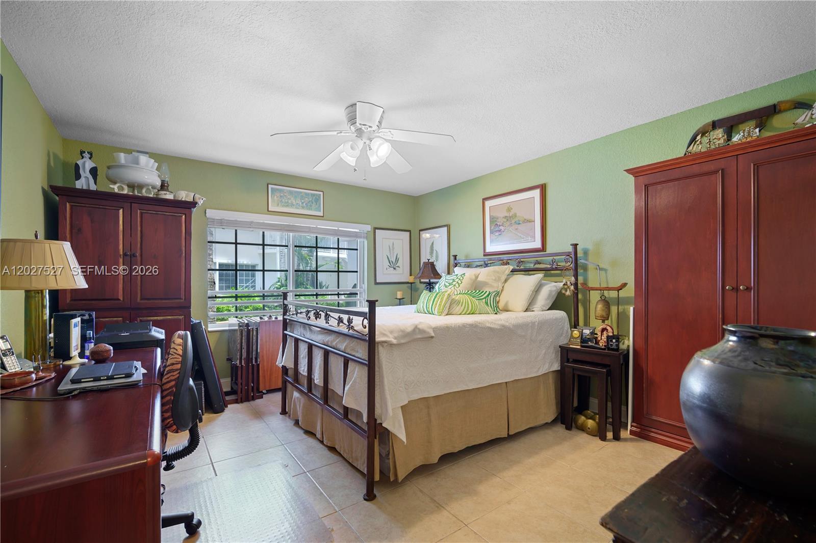 MORNING STAR CONDO - Residential