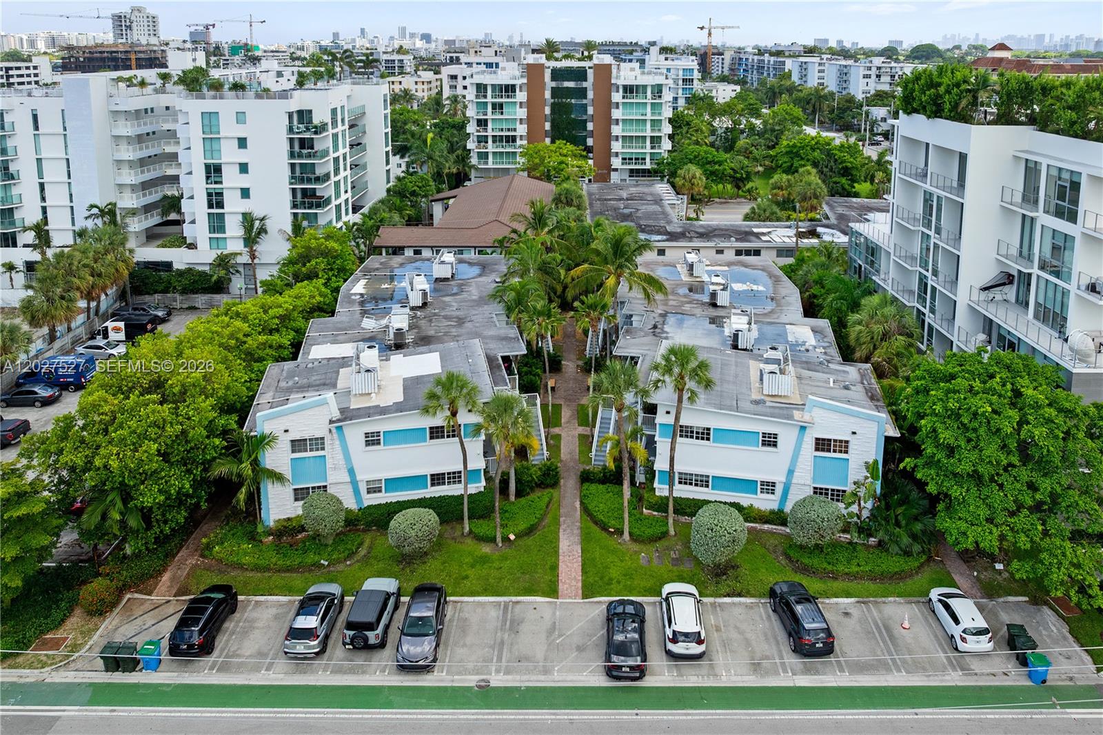 MORNING STAR CONDO - Residential