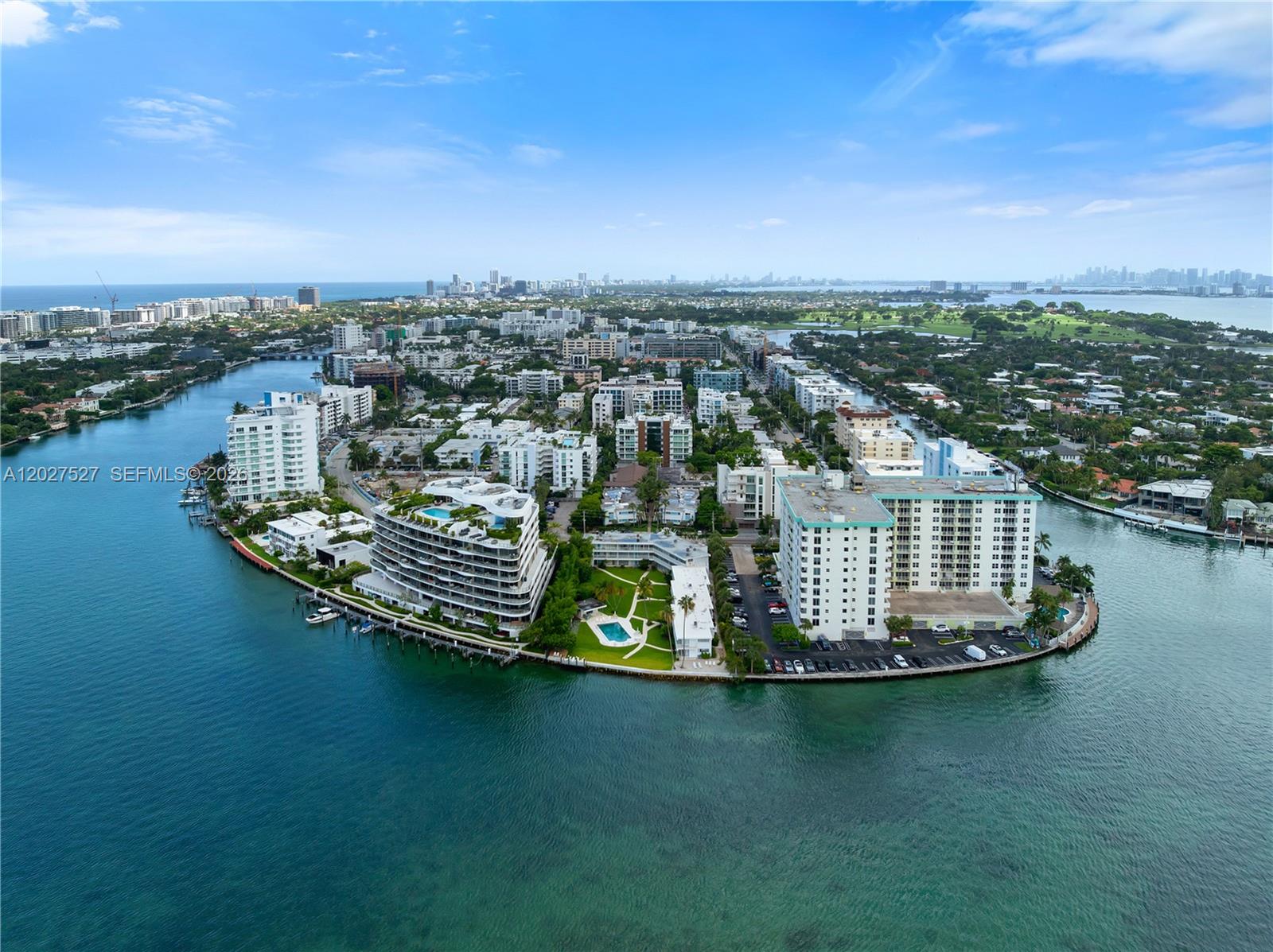 MORNING STAR CONDO - Residential