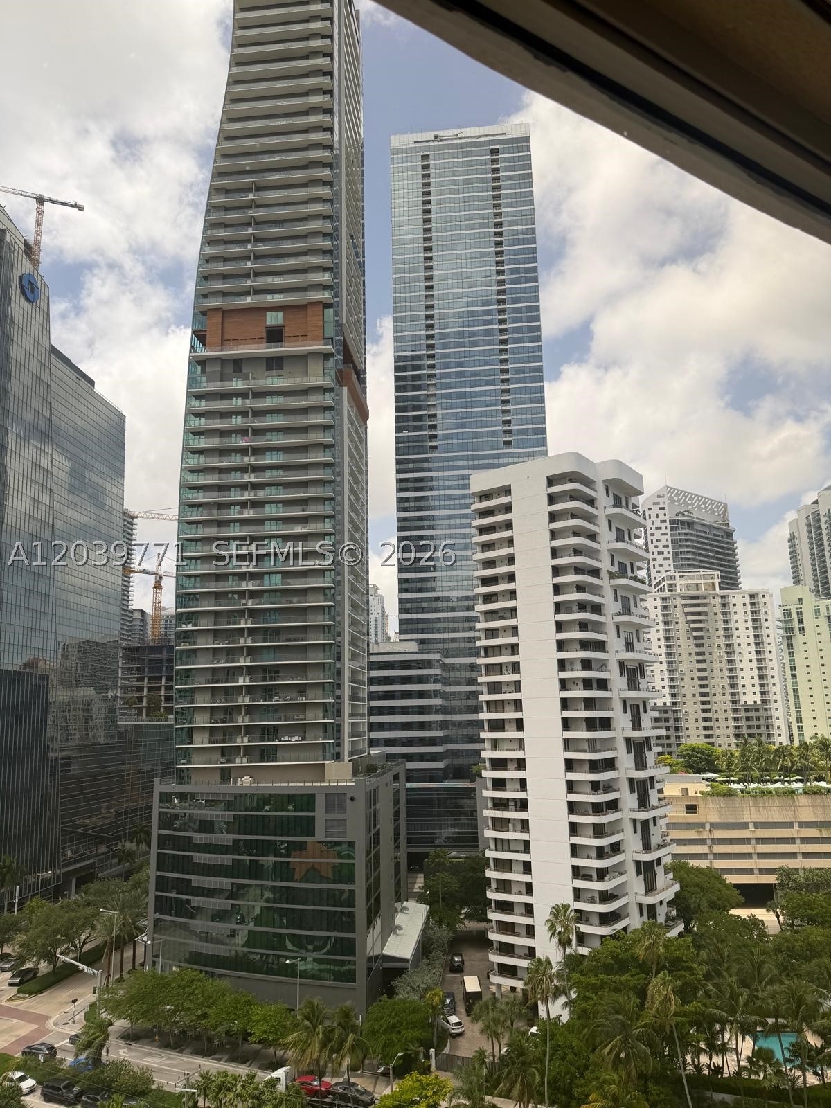 THE PALACE CONDO - Residential
