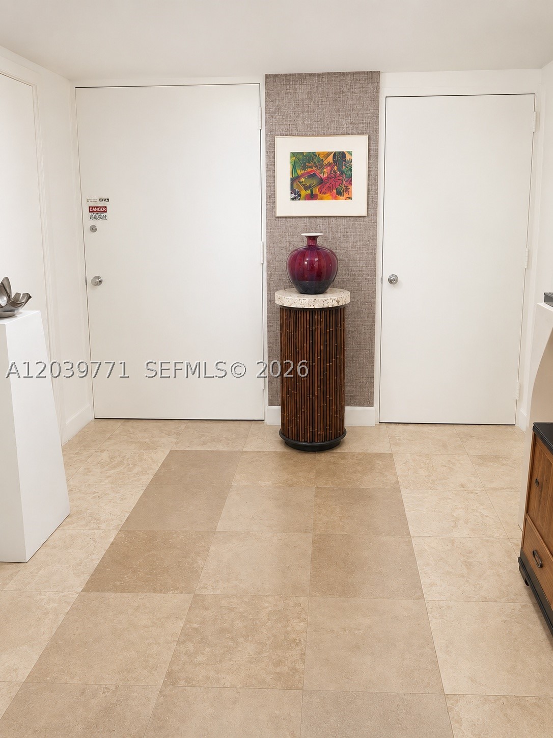 THE PALACE CONDO - Residential