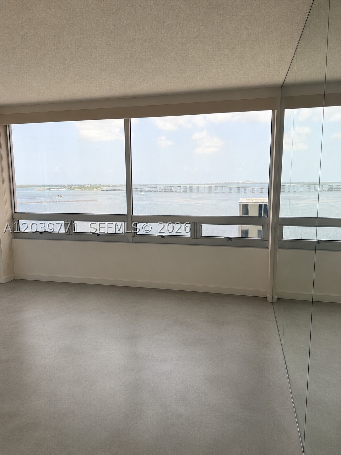 THE PALACE CONDO - Residential