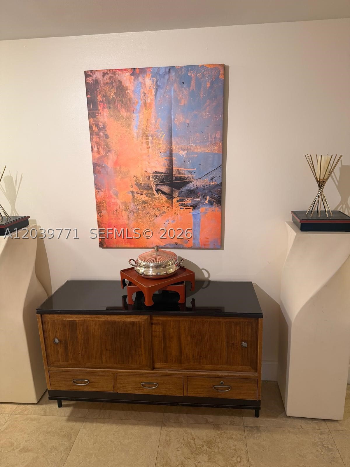 THE PALACE CONDO - Residential
