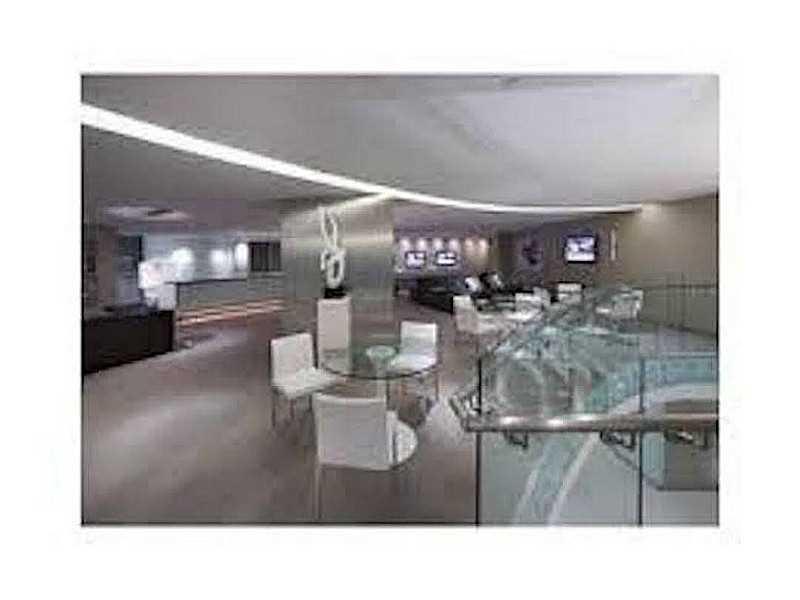 MINT CONDOMINIUM - Residential Lease