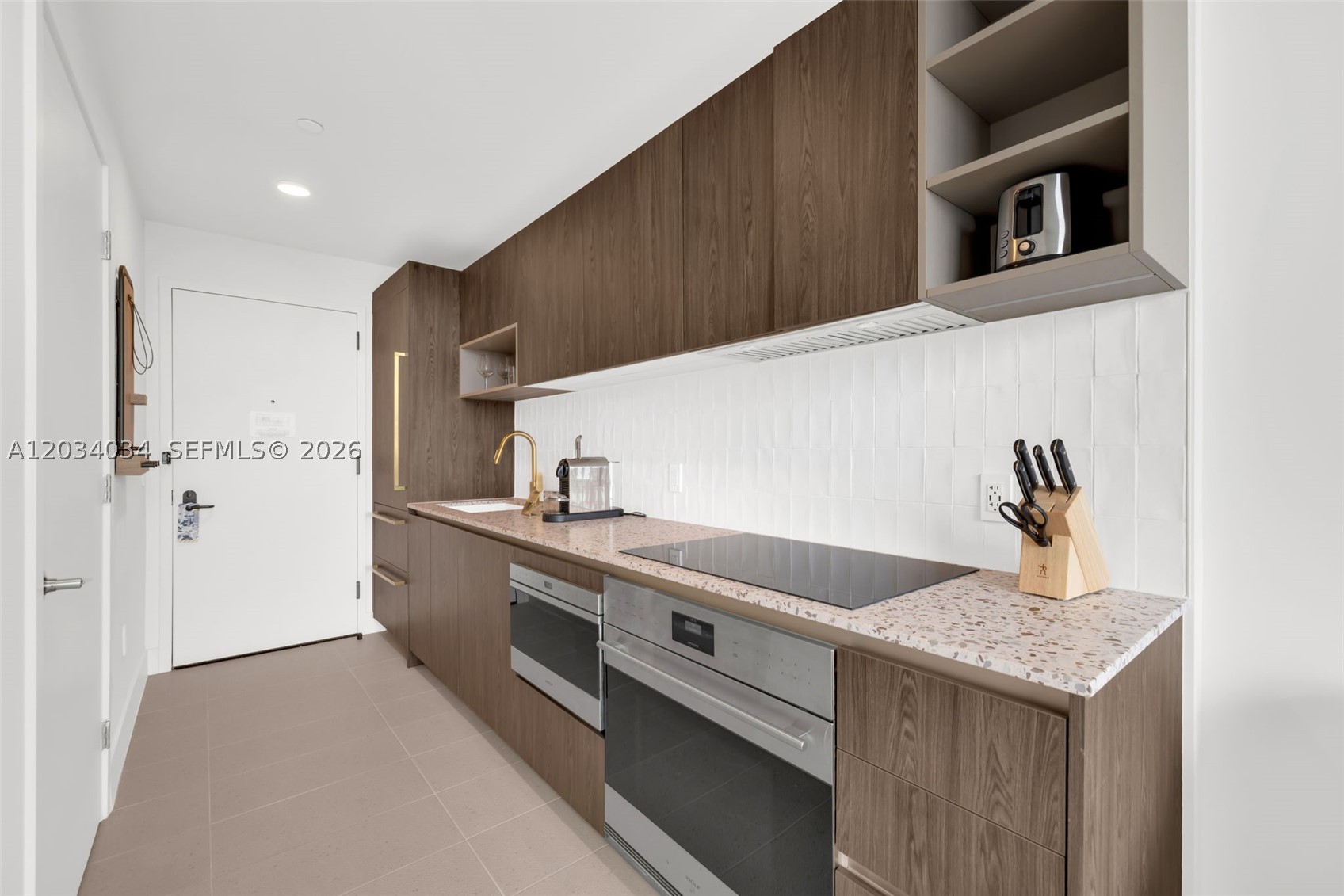 Gale Residences - Residential Lease