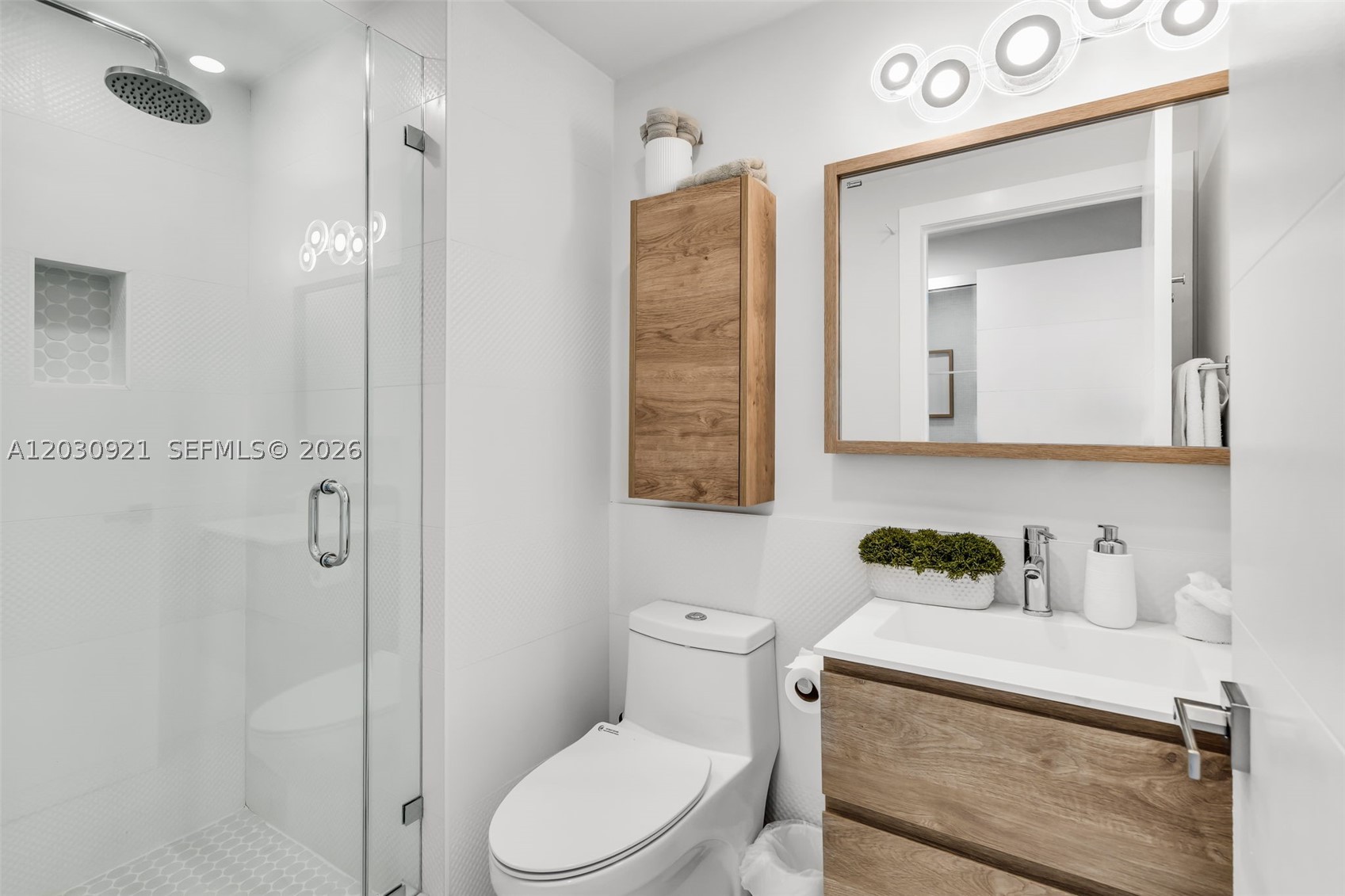 1500 OCEAN DRIVE CONDO - Residential Lease