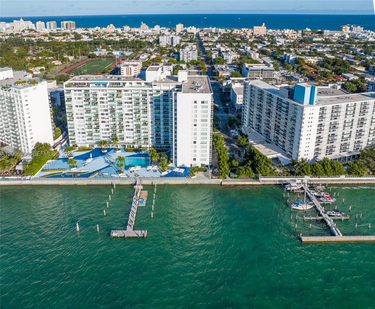 MIRADOR 1000 CONDO - Residential