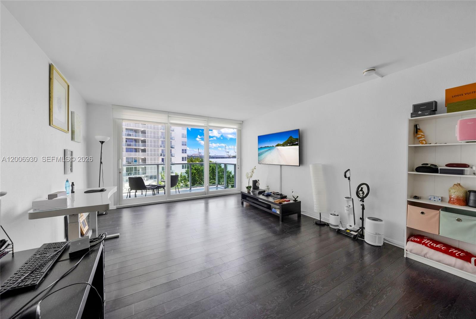 MIRADOR 1000 CONDO - Residential