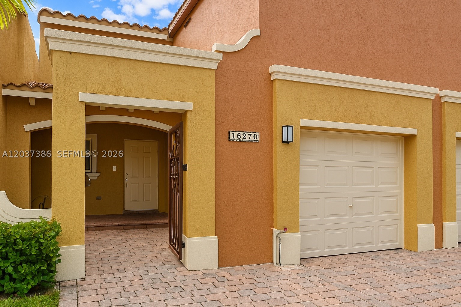 Beautiful lakefront townhouse with spectacular sunset views — one of the most scenic settings in the community! Spacious and well-maintained 3-bed / 2.5-bath home featuring an inviting open layout and a private backyard overlooking the lake — perfect for relaxing or entertaining. Enjoy tranquility and natural beauty every day. Located in a desirable, peaceful neighborhood close to top-rated schools, shopping, dining, and major highways. Outstanding value at this price — schedule your showing today!