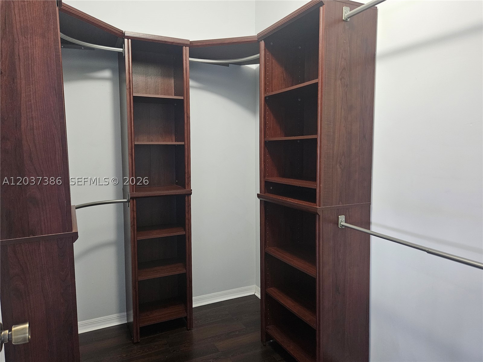 EGRET LAKES ESTATES SEC 2 - Residential Lease