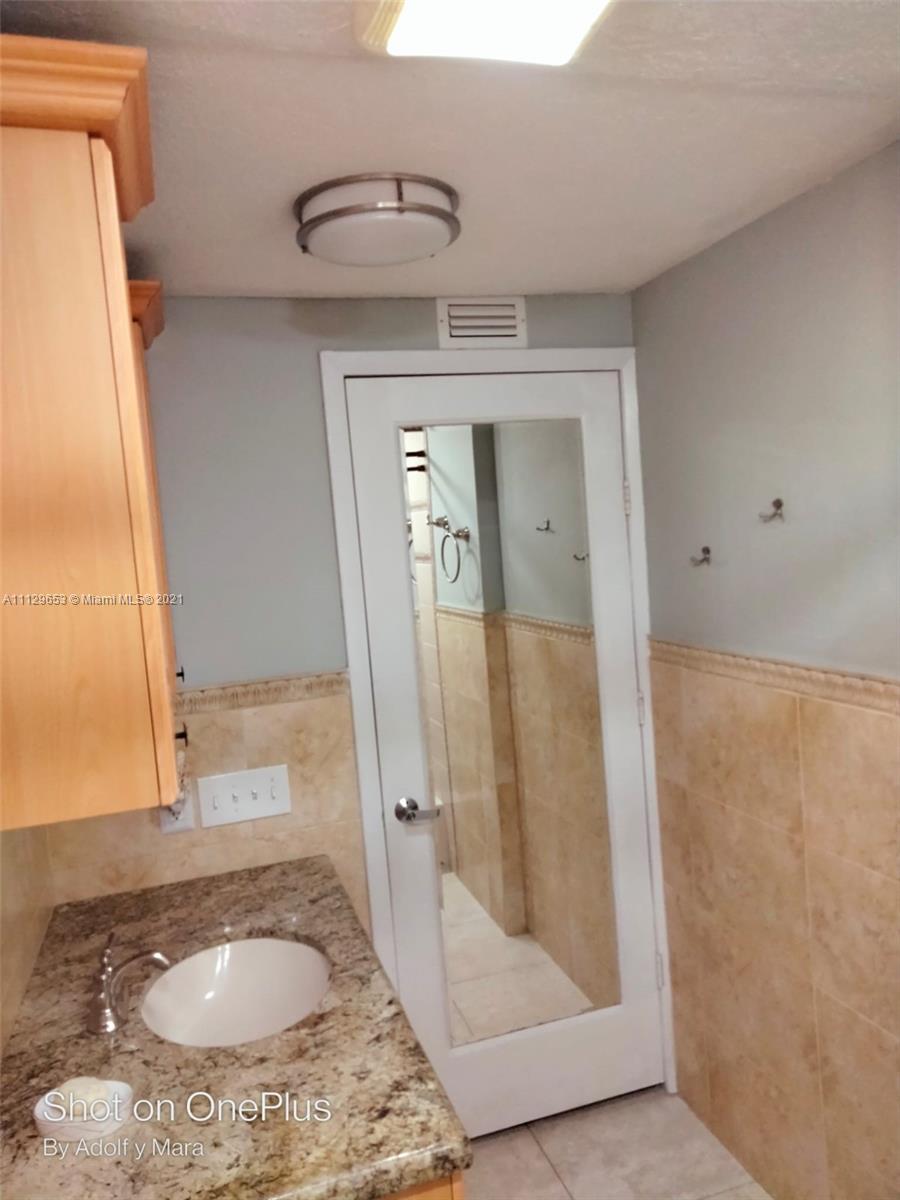 UNIVERSITY TRAIL CONDO - Residential