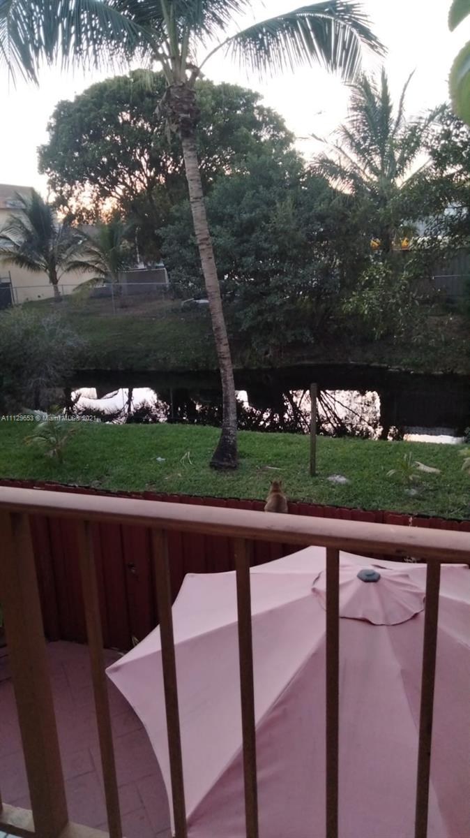 UNIVERSITY TRAIL CONDO - Residential