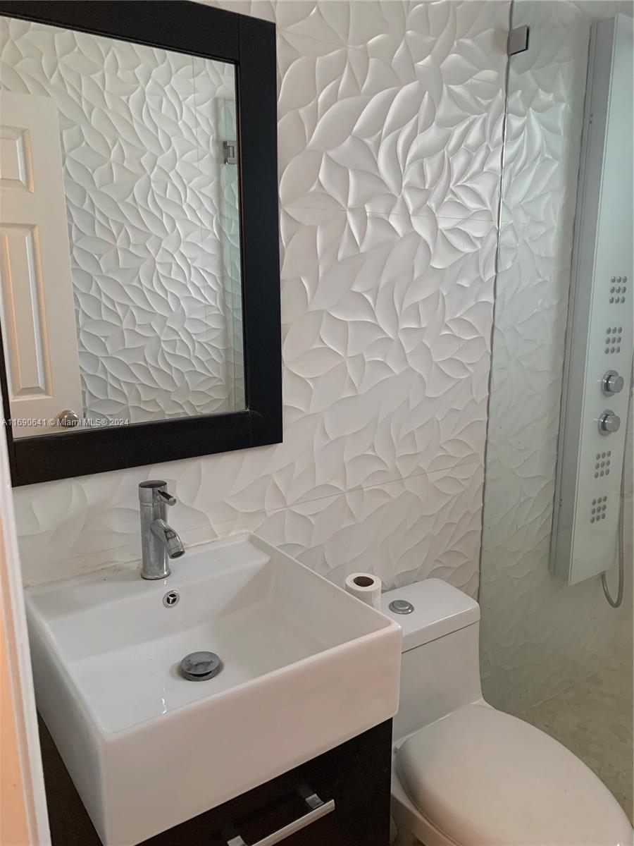 GOLDEN SHORES OCEAN BLVD - Residential