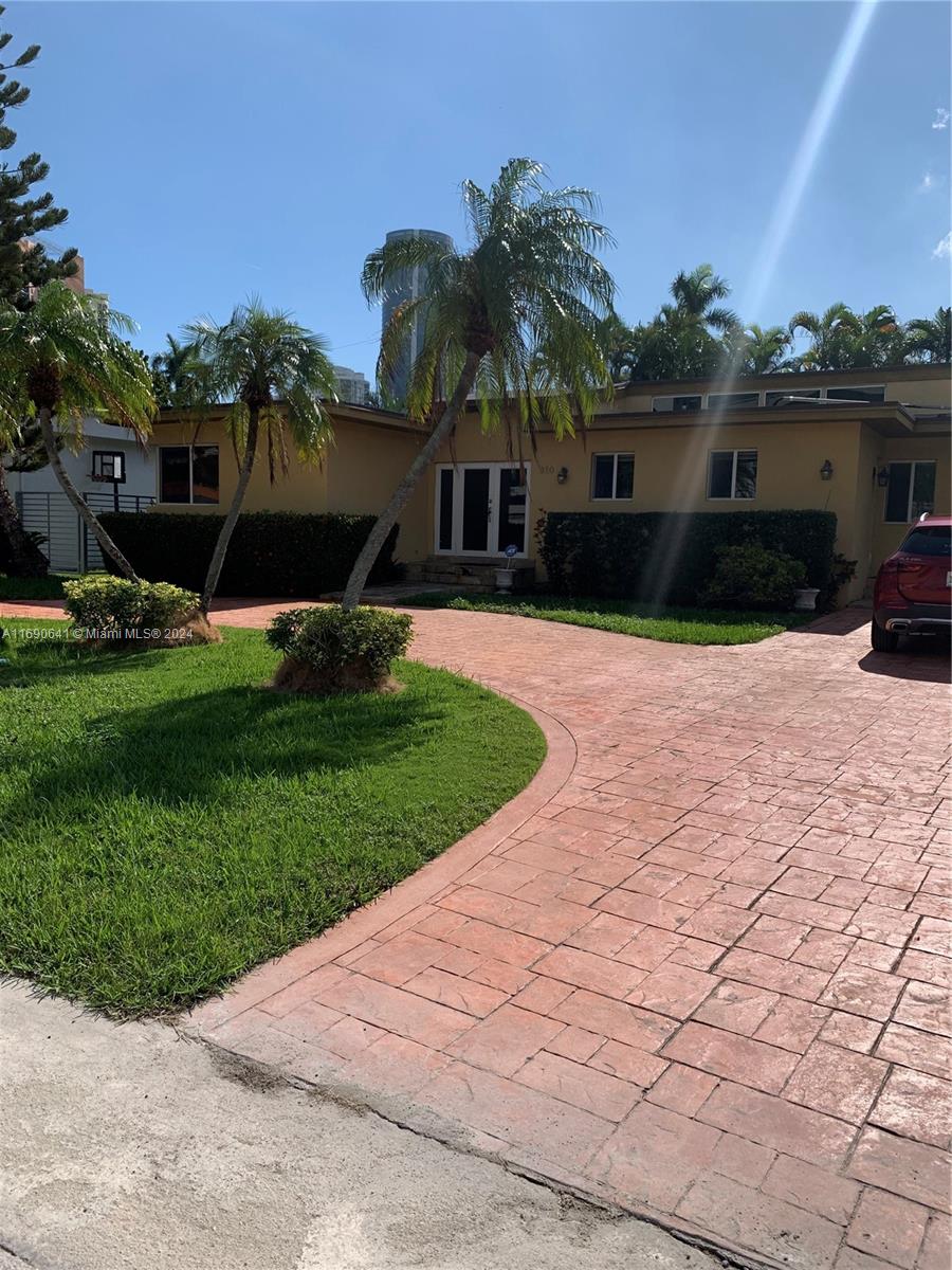 GOLDEN SHORES OCEAN BLVD - Residential