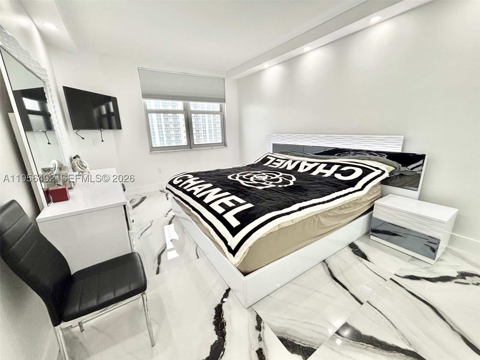 HEMISPHERES CONDO - Residential