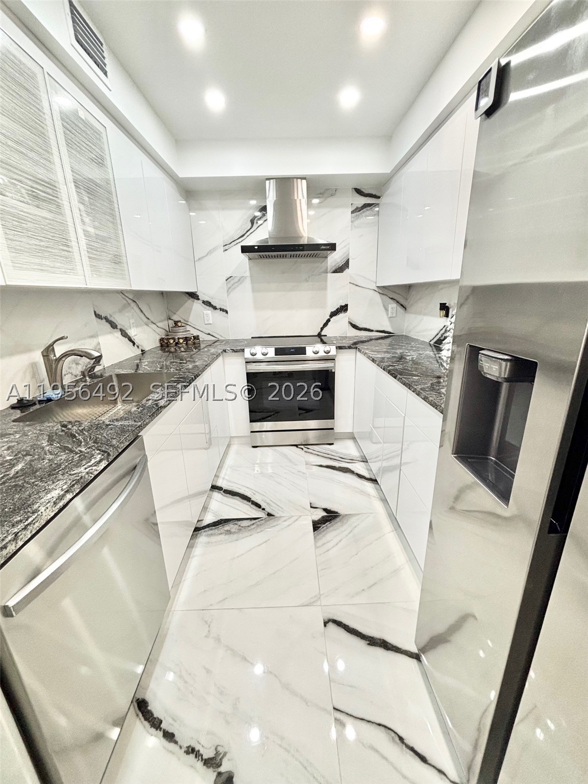 HEMISPHERES CONDO - Residential