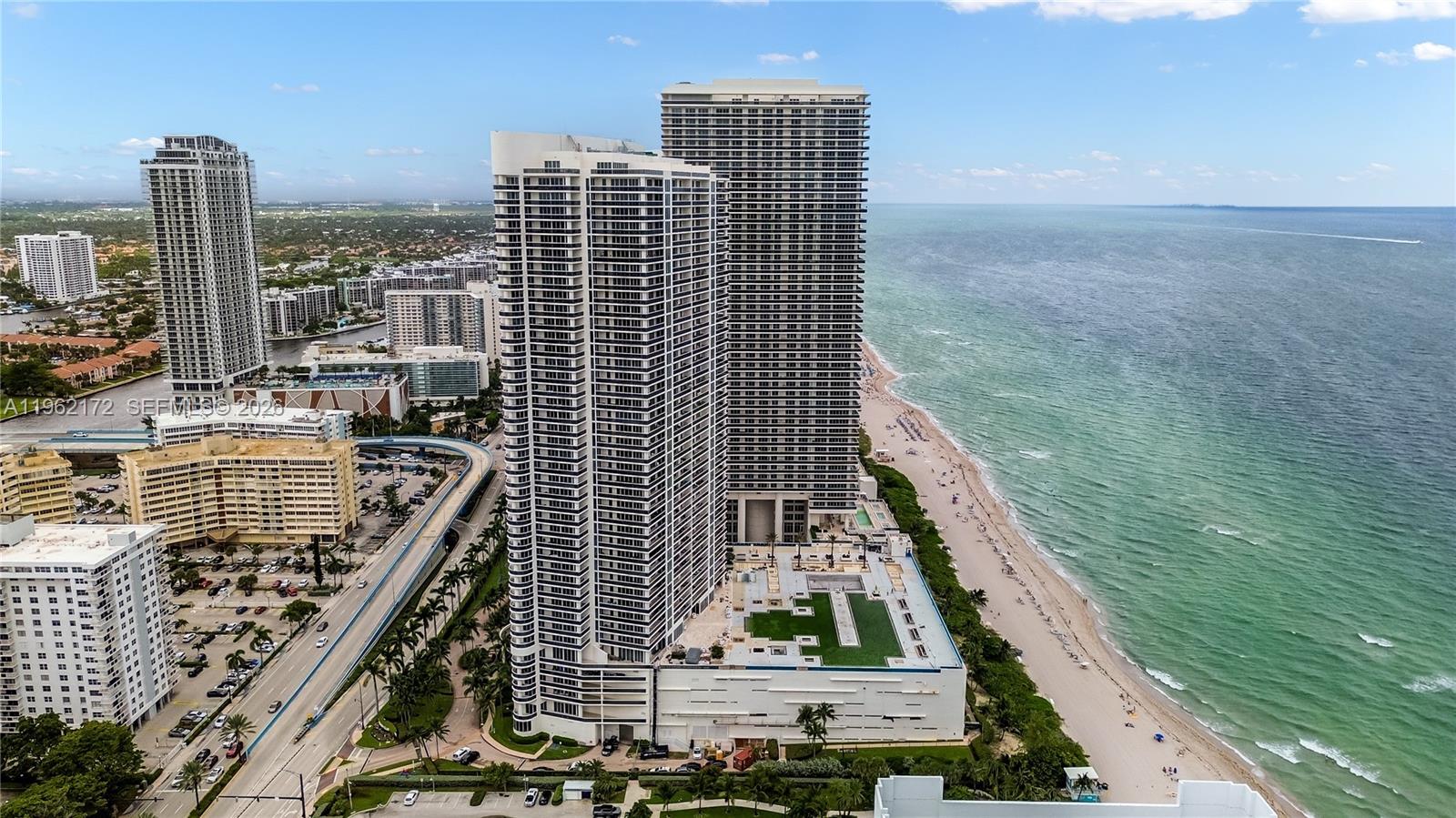 PLAZA TOWERS SOUTH CONDO - Residential
