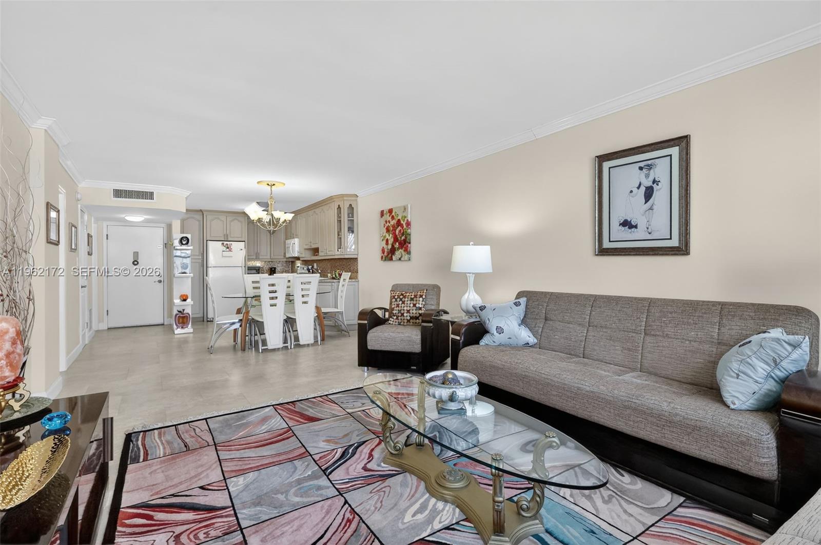 PLAZA TOWERS SOUTH CONDO - Residential