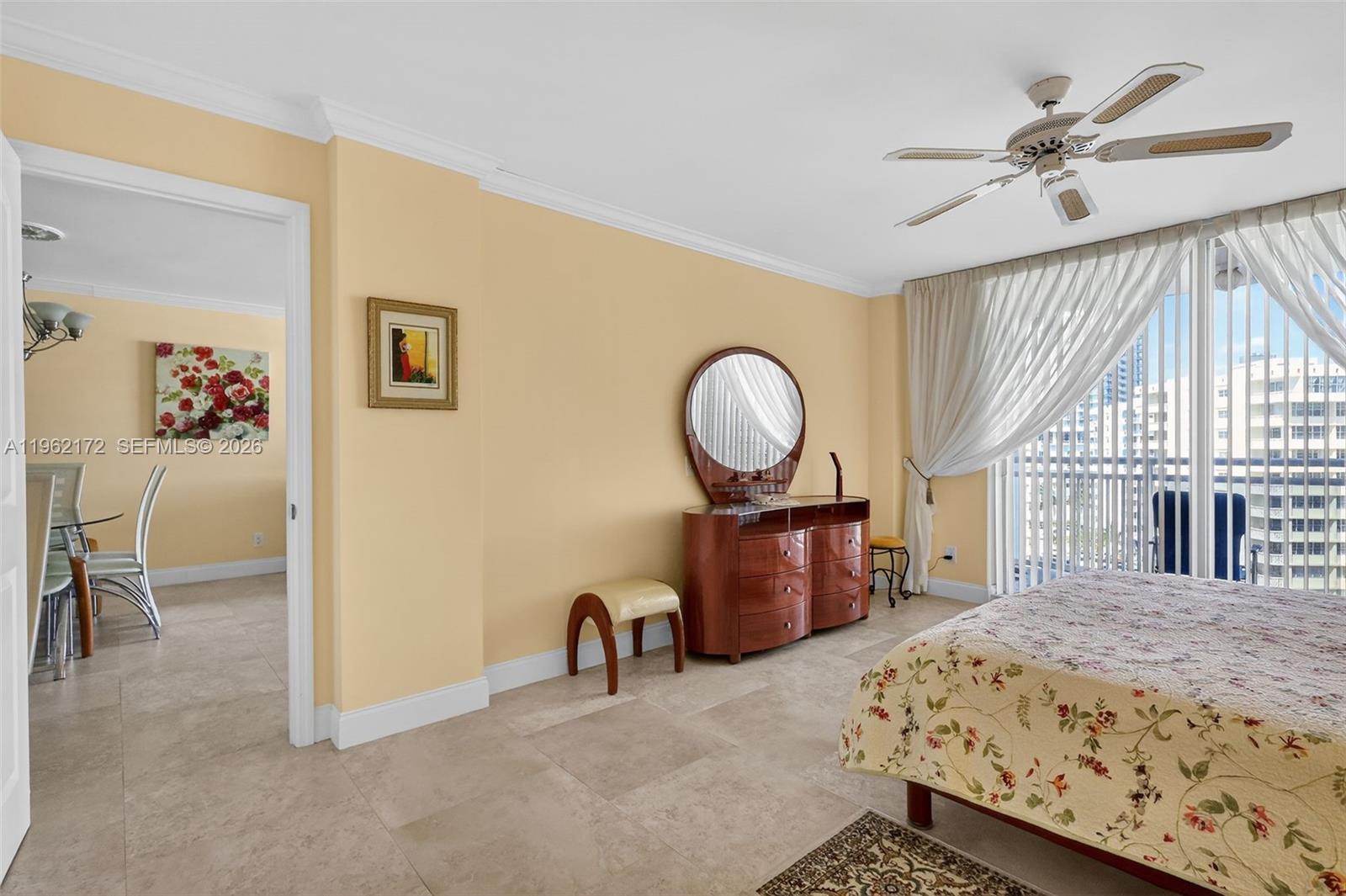PLAZA TOWERS SOUTH CONDO - Residential