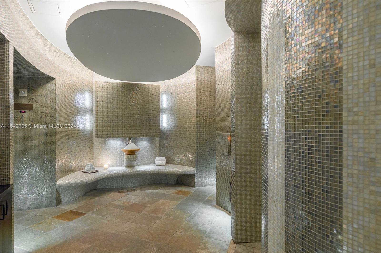 ACQUALINA OCEAN RESIDENCE - Residential