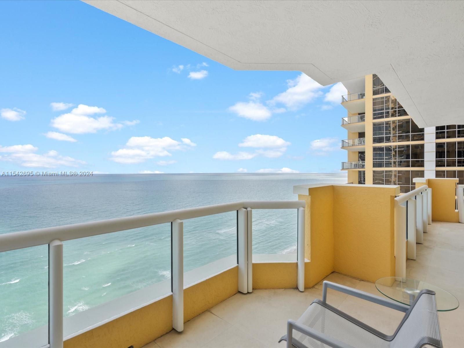 ACQUALINA OCEAN RESIDENCE - Residential