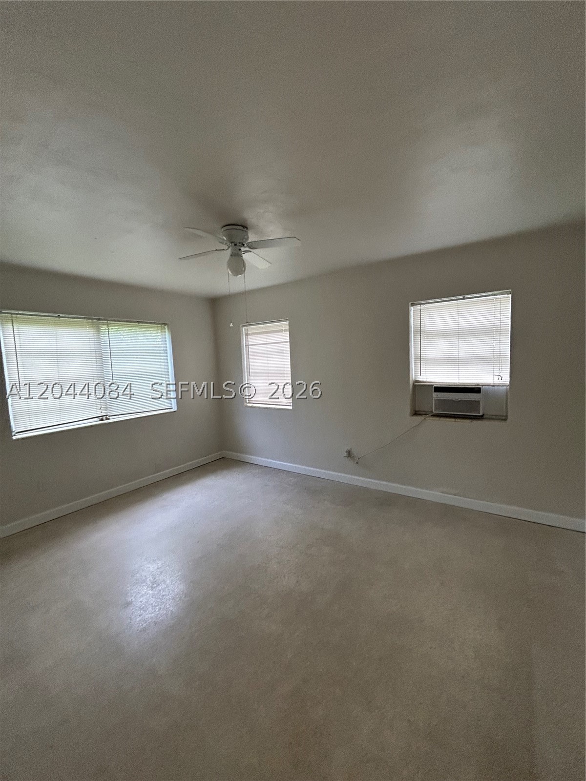 BISCAYNE BCH SUB - Residential Lease