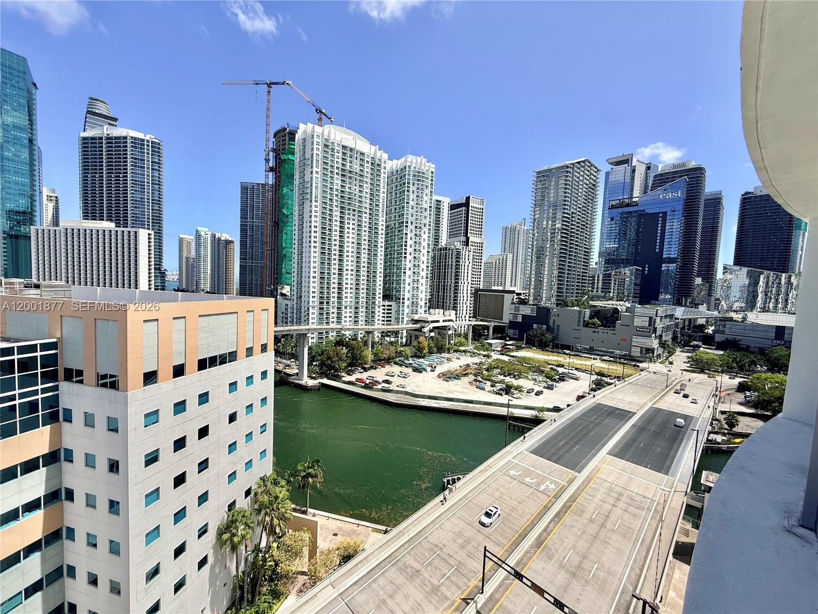 WIND CONDO - Residential
