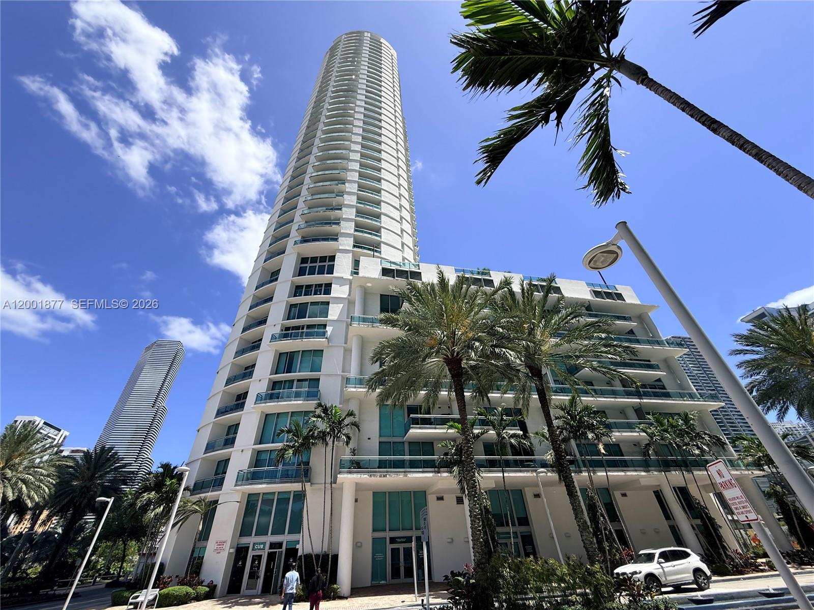 WIND CONDO - Residential