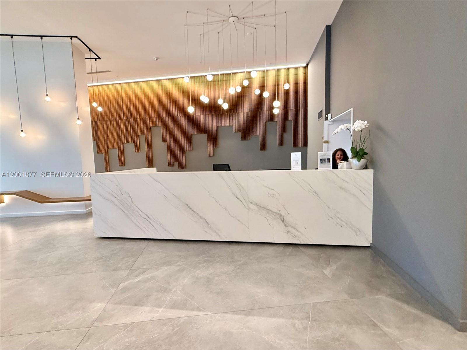 WIND CONDO - Residential