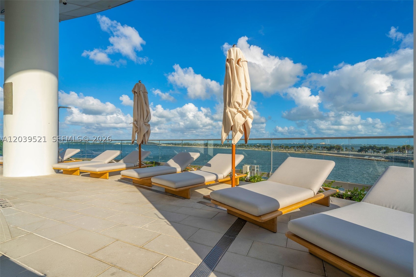 Una Residences - Residential Lease