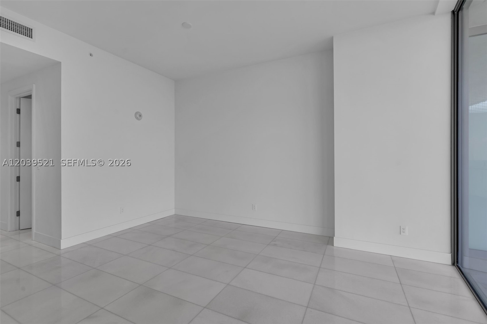 Una Residences - Residential Lease