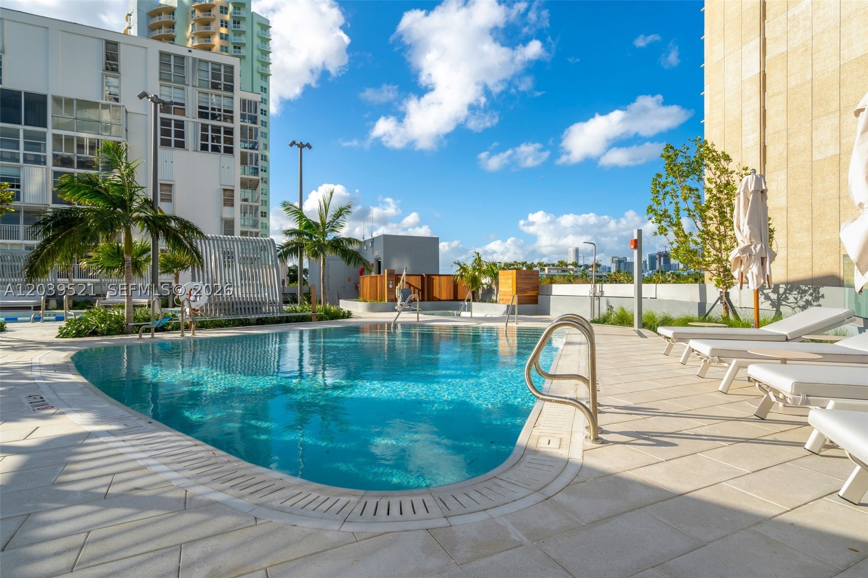 Una Residences - Residential Lease