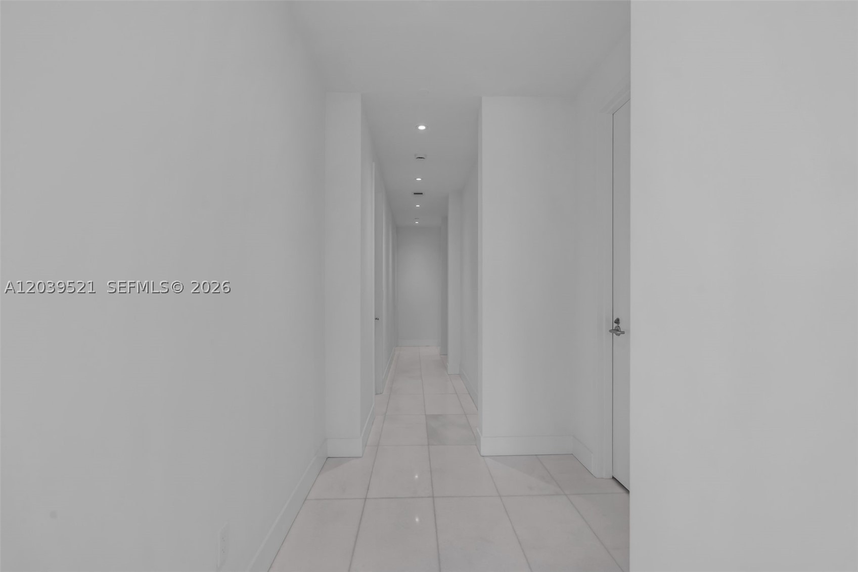Una Residences - Residential Lease