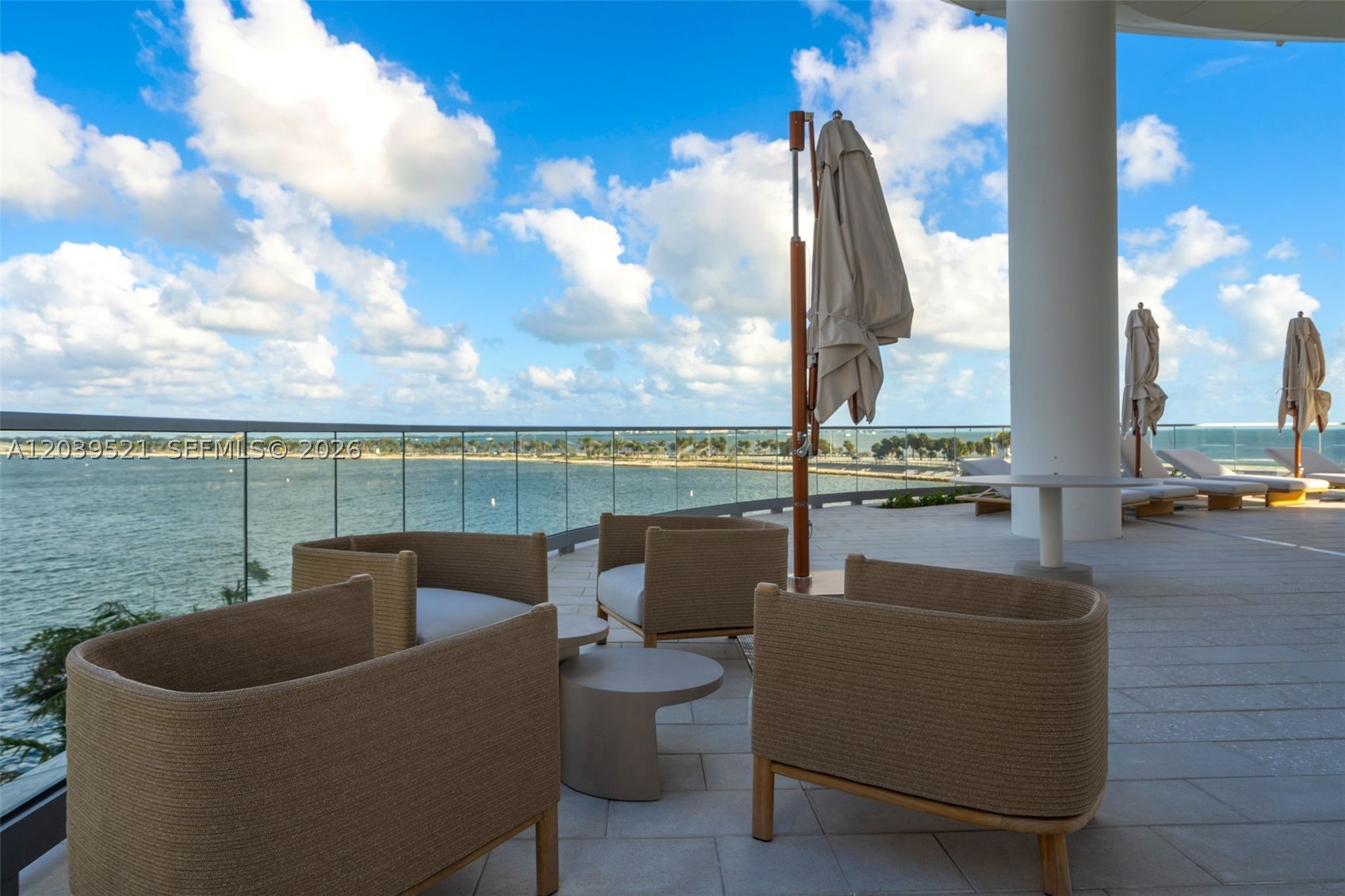 Una Residences - Residential Lease