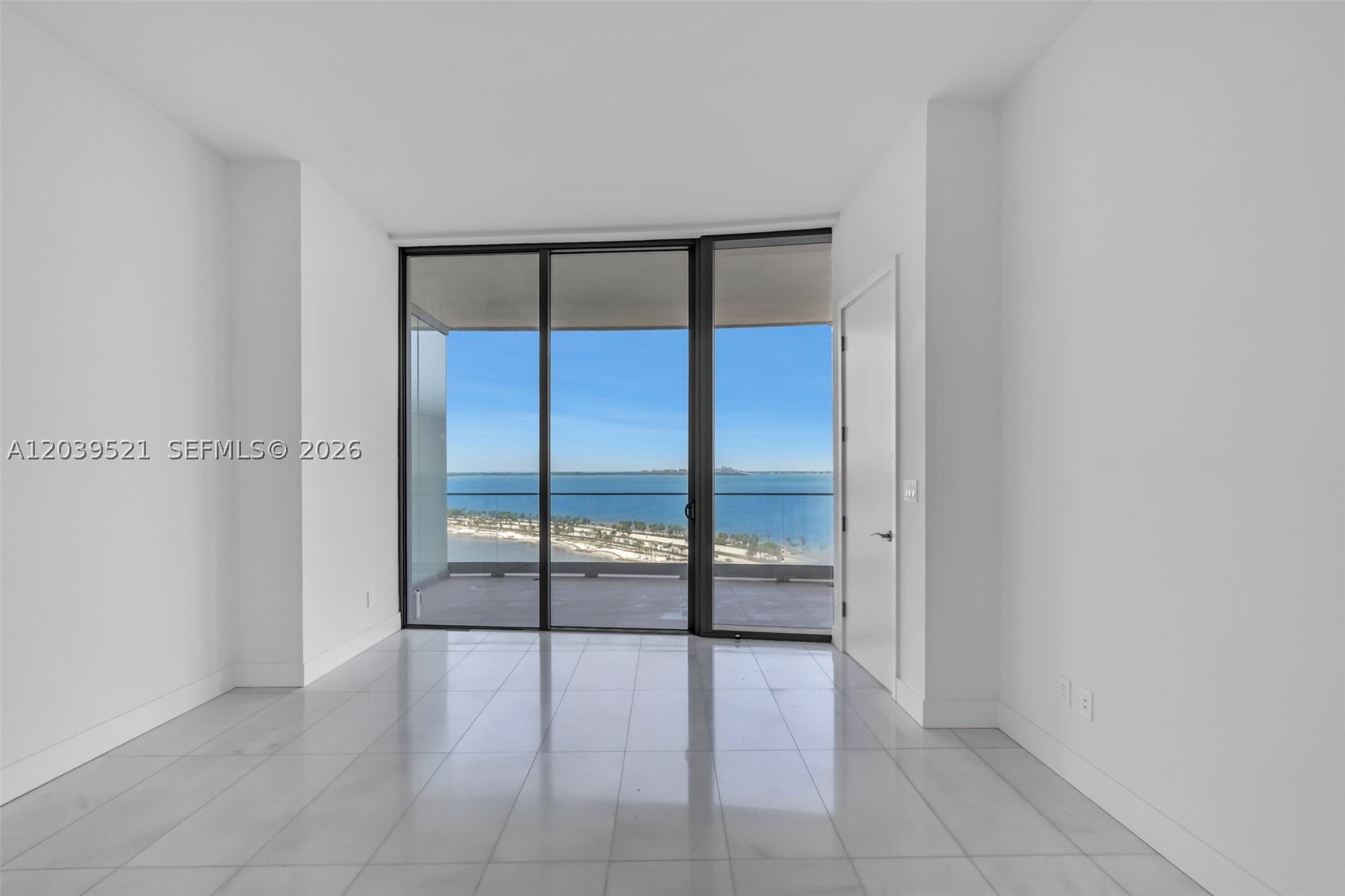 Una Residences - Residential Lease