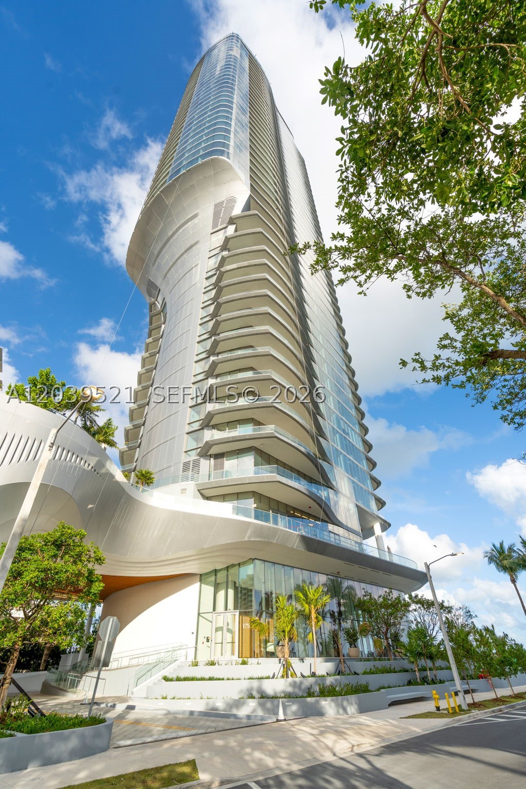 Una Residences - Residential Lease