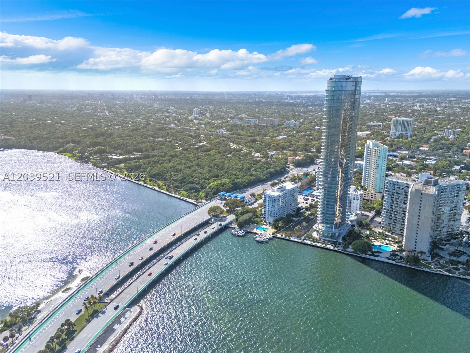 Una Residences - Residential Lease