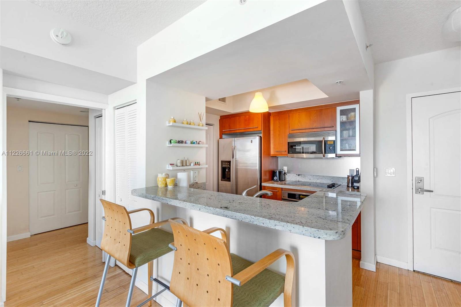 THE COSMOPOLITAN RESIDENC - Residential