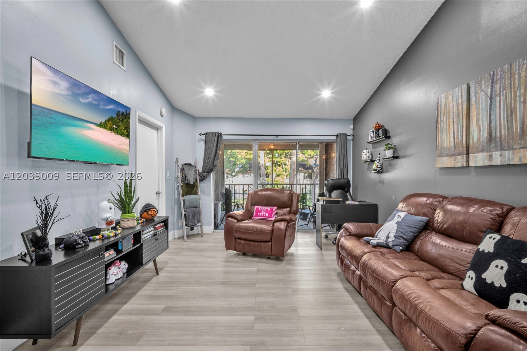 PARC VISTA CONDO - Residential