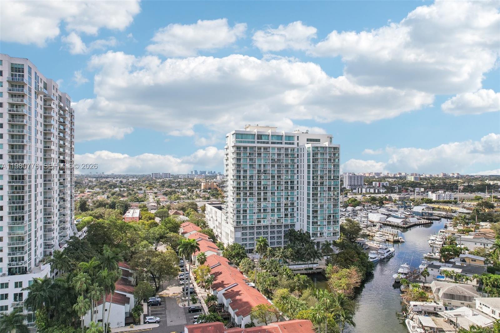 RIVER CLUB TOWNHOUSE COND - Residential