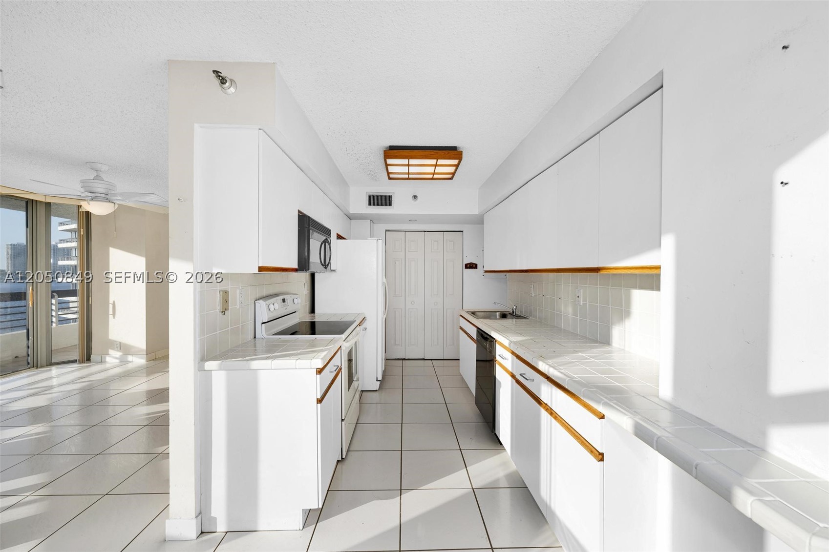 Mystic Pointe - Residential Lease