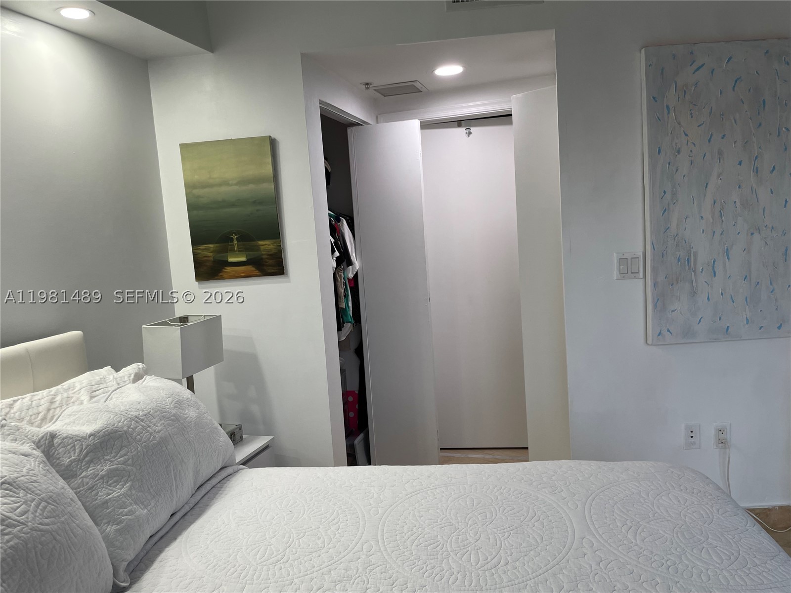 OPERA TOWER CONDO - Residential
