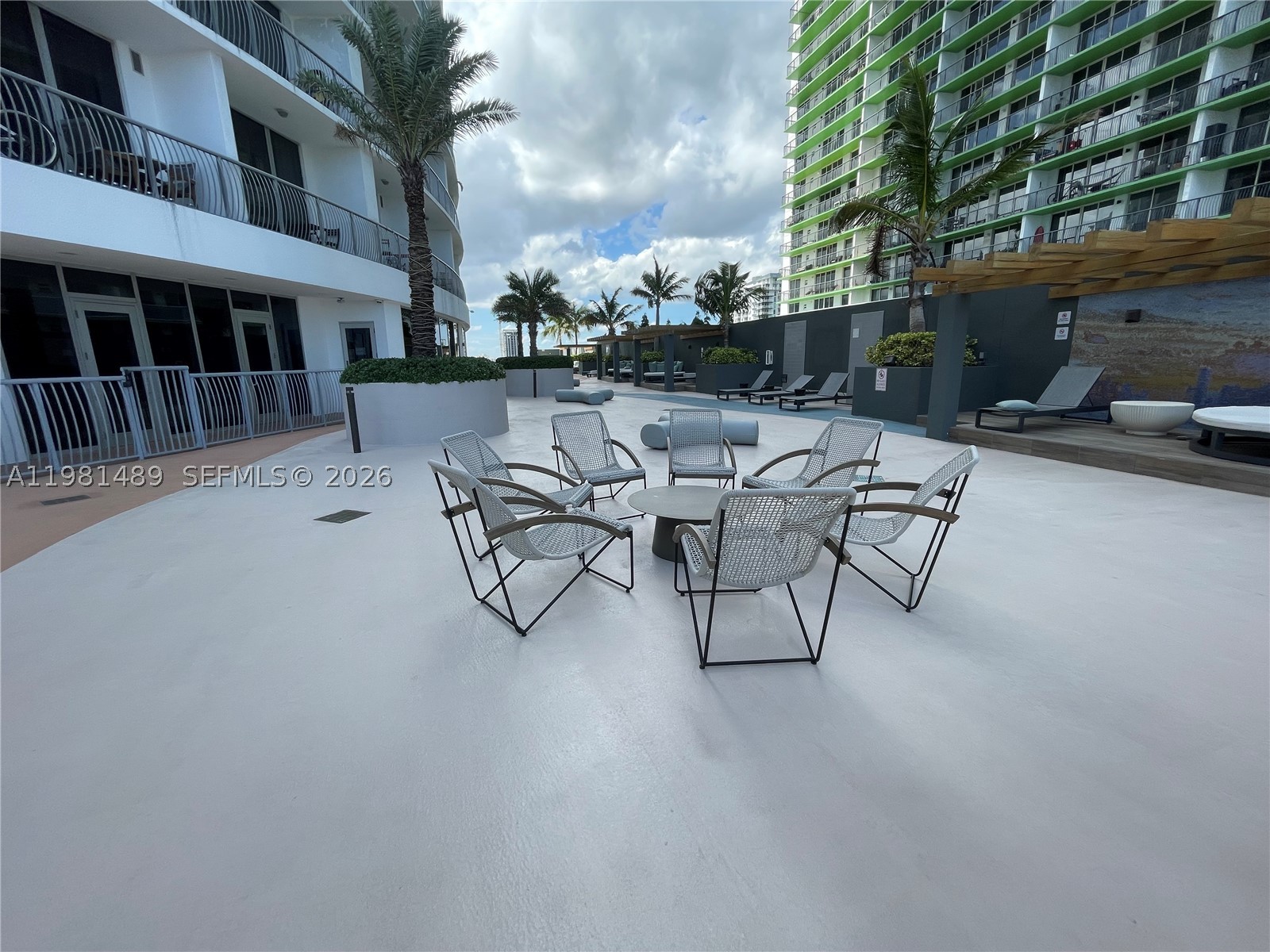 OPERA TOWER CONDO - Residential