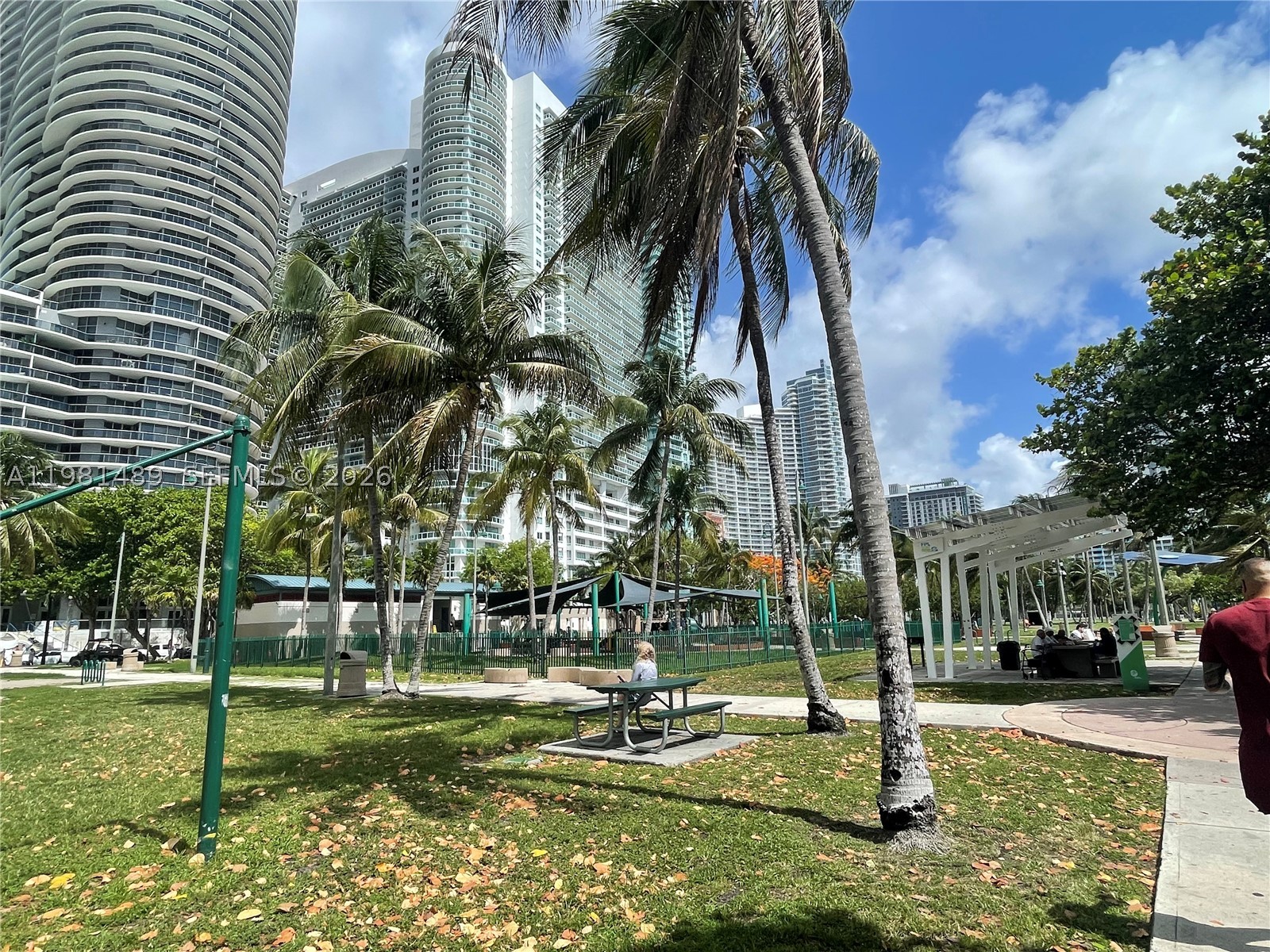 OPERA TOWER CONDO - Residential